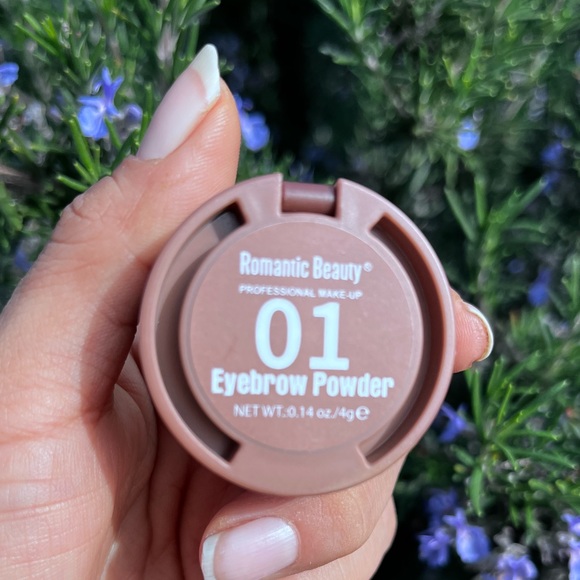 3 COLOR EYEBROW SHADOW - Picture 4 of 13